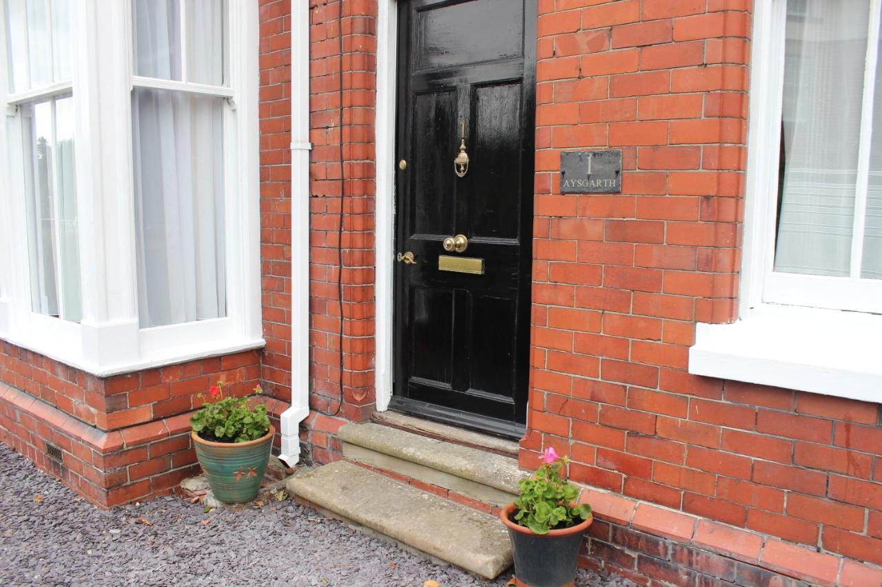 Spacious & Cozy Mid Wales Town Centre Apartment, With Bike Storage Llandrindod Wells Ngoại thất bức ảnh